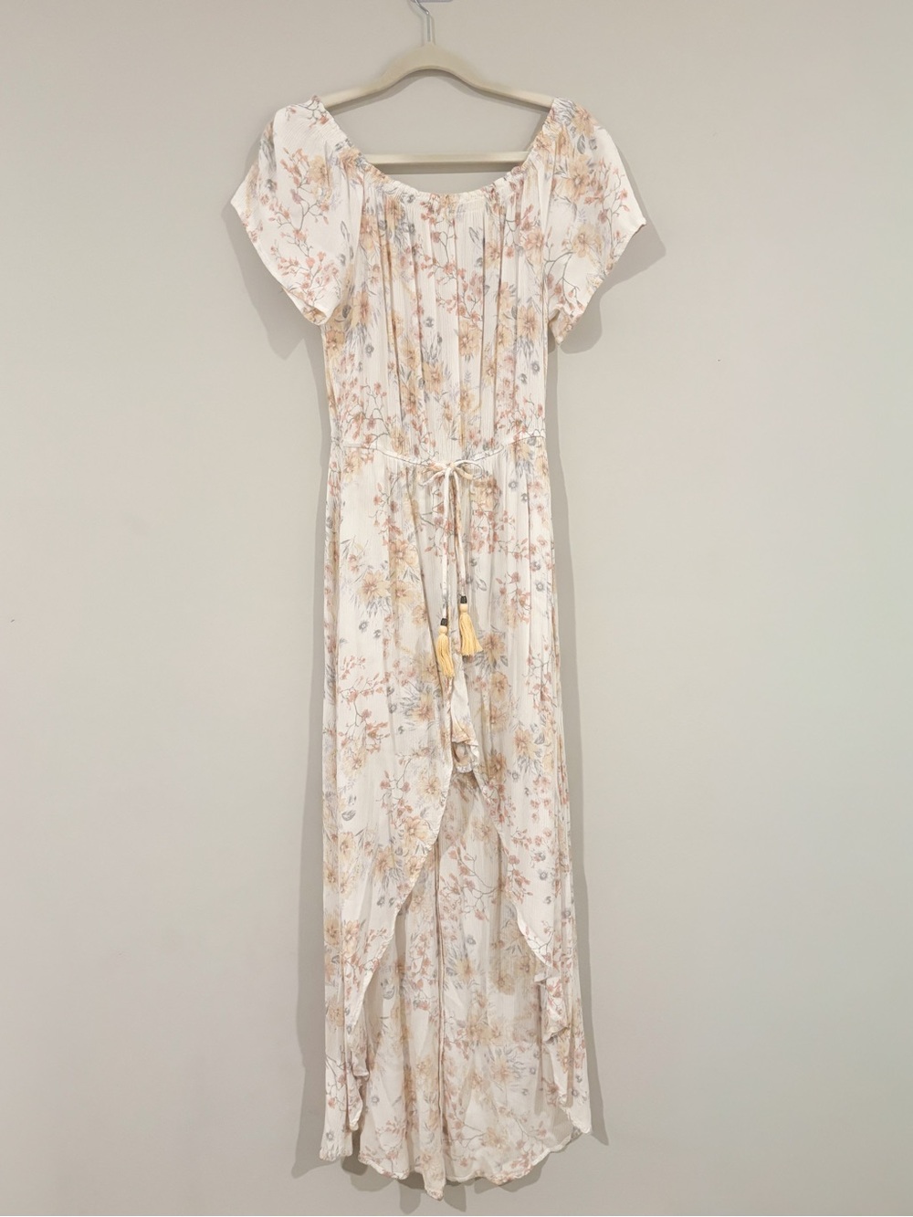 Xhilaration Cream Floral Tie-Waist High-Low Maxi Dress / Romper Small